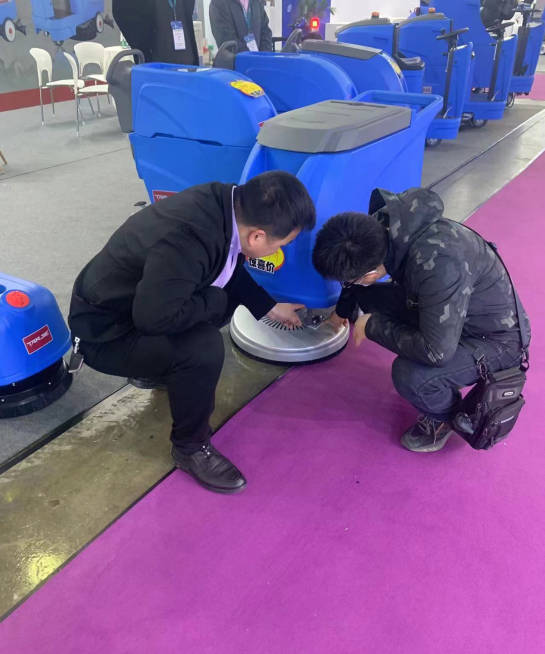 常州小型电动洗地机是否适合用于环卫保洁